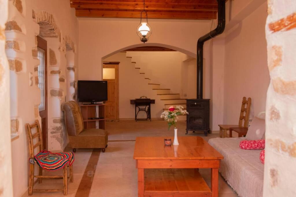 Nino'S House - In Kato Chorio Of Ierapetraヴィラ エクステリア 写真